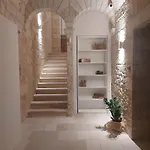Palazzo Momi 3*