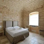 Palazzo Momi Bed & Breakfast