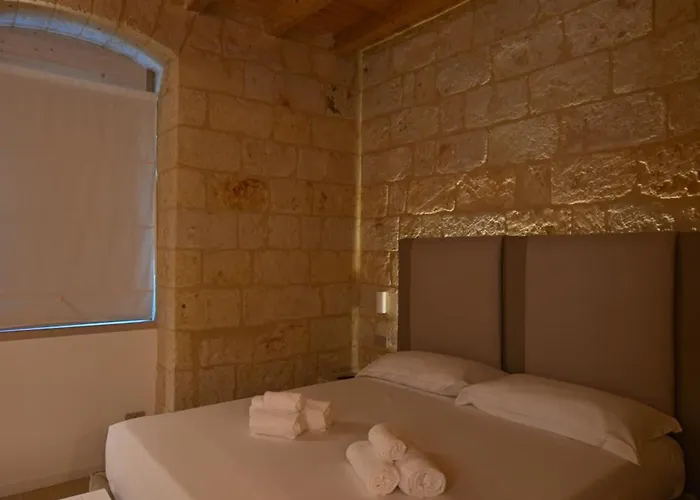 לינה וארוחת בוקר Palazzo Momi