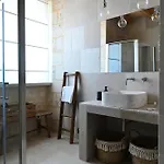 Palazzo Momi 3* Bari