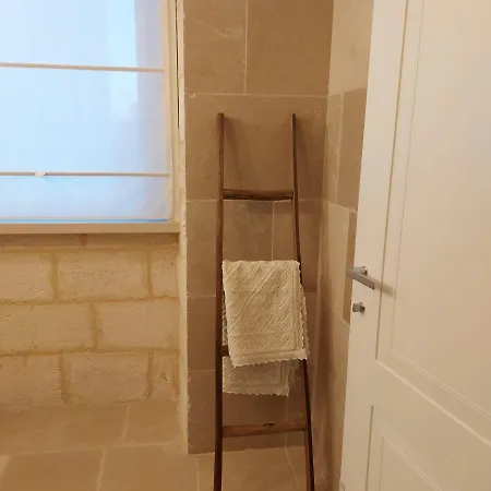 Alojamento de Acomodação e Pequeno-almoço Palazzo Momi Bari