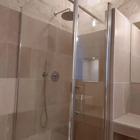 فندق مبيت وإفطار Palazzo Momi 3*