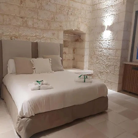 Alojamento de Acomodação e Pequeno-almoço Palazzo Momi Bari