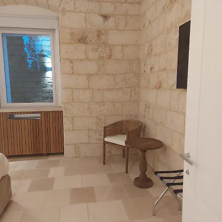 Palazzo Momi Alojamento de Acomodação e Pequeno-almoço Bari