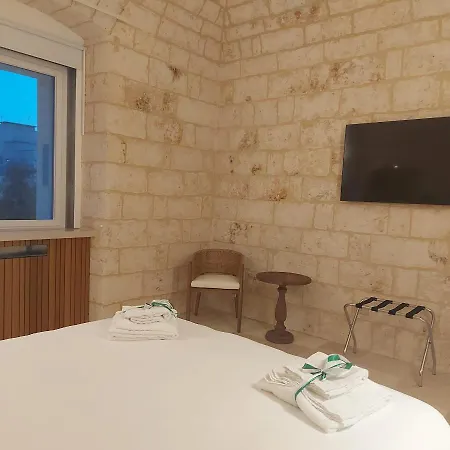 Palazzo Momi 3* Bari