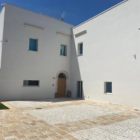 Palazzo Momi 3* Bari