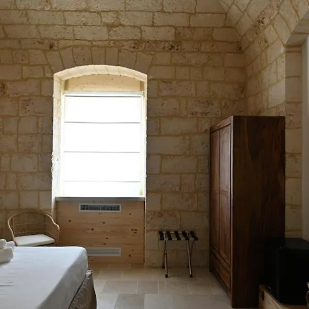 فندق مبيت وإفطار Palazzo Momi 3*