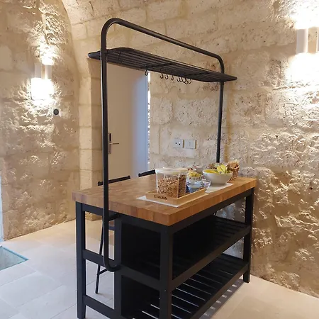 Alojamento de Acomodação e Pequeno-almoço Palazzo Momi Bari