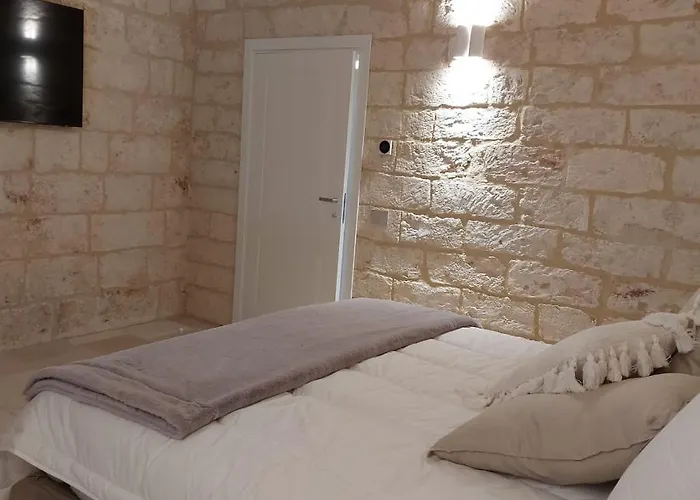 Palazzo Momi Bed & Breakfast Bari