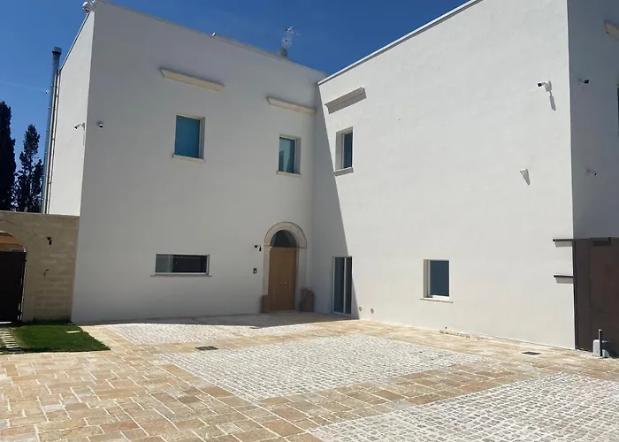 Palazzo Momi 3* Bari